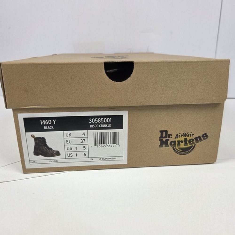 Dr. Martens Boots Disco Crinkle Black 1460 Y Combat Zip  US Size 6 Girls 5 Boys - Picture 13 of 16